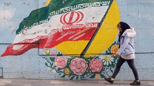 Iran Memanggil Utusan Polandia Untuk KTT di Warsawa