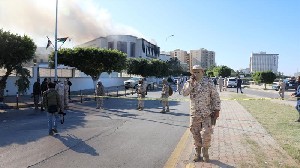 Bentrokan Antar Kelompok Menewaskan Sedikitnya 2 Orang di Libya