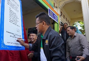 Wali Kota Luncurkan Lagu Kota Gemilang Karya Yusis