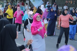 Dyah Erti Senam Pagi di Car Free Day