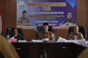 Dinas Dayah Aceh Diskusikan Strategi Kemandirian Dayah dan Santri