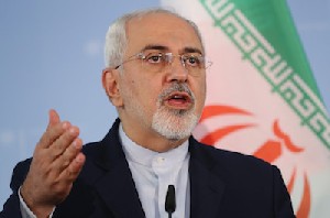 Zarif Iran Peringatkan AS Konsekuensi atas Sanksi Minyak