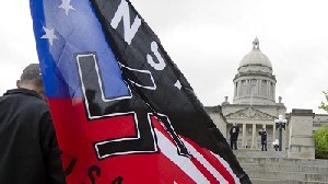 Pendiri Situs Web Neo-Nazi Hadapi Tuntutan Hukum di AS