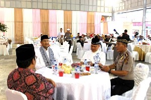 Dandim 0101/BS bersama Forkopimda Buka Puasa dengan Para Tokoh Se-Kota Banda Aceh