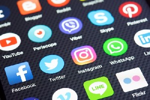 Pemerintah Batasi Akses Media Sosial