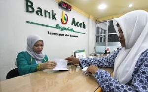 Nasabah Bank Aceh:Â Uang Kami BelumÂ Kembali Secara Otomatis