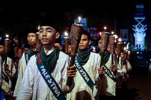 Bupati Aceh Besar Lepas 58 Peserta Pawai Takbir Keliling