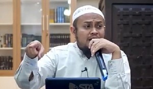 Aktifitas Dakwahnya Dilarang, Ust Haris: Kami Diajarkan Untuk Patuh Pada Pemimpin Muslim