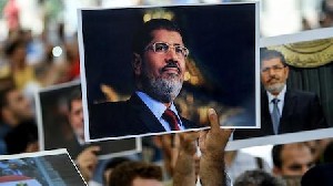 Surat Kabar Mesir Minim Melaporkan Kematian Mohamed Morsi