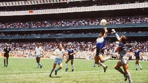Hari Ini, Gol Tangan Tuhan Maradona Berusia 33 Tahun