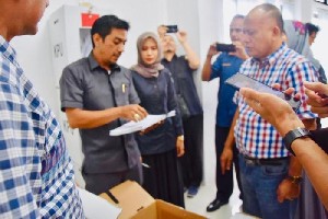 Penuhi Alat Bukti, KIP Banda Aceh Buka Kotak Suara Pemilu 2019
