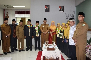 Plt Sekda dan SKPA Sambut Kepulangan Kafilah Aceh dari STQH Nasional