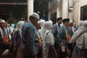 Jemaah Kloter 4 Tiba di Asrama Haji Embarkasi Aceh