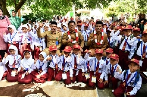 Wali Kota Minta Guru dan Wali Didik Murid dengan Sungguh Sungguh