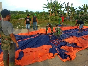 Pasca Kebakaran Barak PT. SPS 2, Kodim Nagan Raya Pasang Tenda Sementara