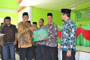 Kemenag Aceh Besar Salurkan Dana Pembinaan Organisasi keagamaan