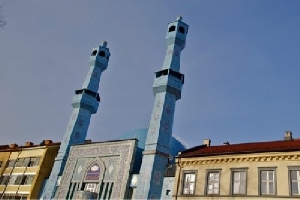 Masjid di Norwegia Ditembaki Sebelum Salat Idul Adha