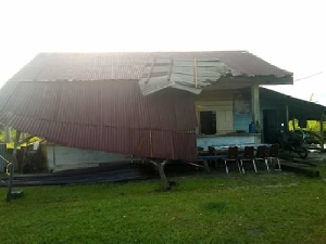 Sembilan Rumah di Singkil Rusak Diterjang Badai