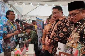 Nova Iriansyah Terima penghargaan Kepala Daerah Pembina Inovator Teknologi Tepat Guna