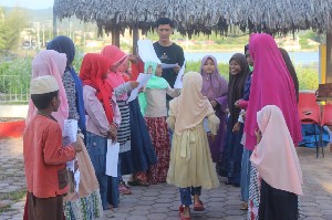 Menyalakan Lilin Pendidikan di Yayasan CA, Belajar Gratis Mengajar Ikhlas