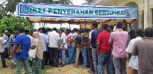 BPN Bireuen Bagikan 600 Sertifikat Tanah Gratis