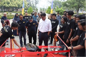 Mahasiswa Unsyiah Ciptakan Robot Terbang