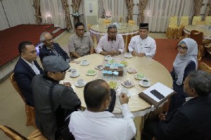 Pengusaha Malaysia Berminat Kelola Tiram Aceh