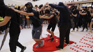 Antisipasi dari Target Serangan Demo, Mal di Hongkong Tutup Lebih Awal