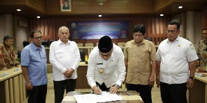 Plt Gubernur Aceh Teken MoU Dana CSR Perusahaan