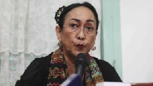 Sukmawati Dipolisikan Atas Tuduhan Penistaan Agama