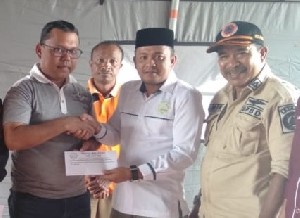 Baitul Mal Aceh Bantu 22 KK Korban Kebakaran Payabakong