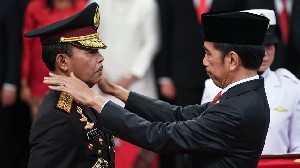 Dilantik Jadi Kapolri, Idham Azis Naik Pangkat Jadi Jenderal