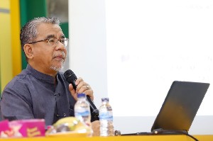 Guru Besar Kampus UKM Sebut 4.0 Bisa Jadi Bala