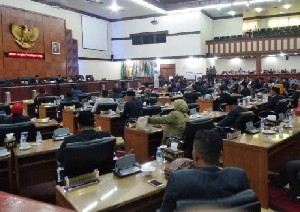 Tidak Memenuhi Syarat, 3 Fraksi Tidak Ikut Serta Sidang Paripurna AKD