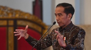 Presiden Jokowi Minta Tito Ingatkan Kepala Daerah Siaga Hadapi Bencana