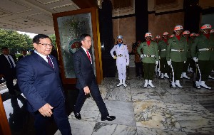Presiden Dorong Hidupkan Industri Strategis Indonesia